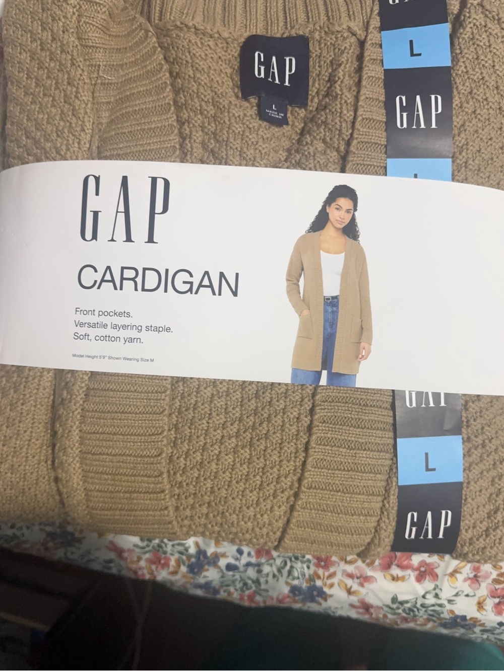 GAP Women's Tan Cardigan - Open Front Knit with Pockets size L